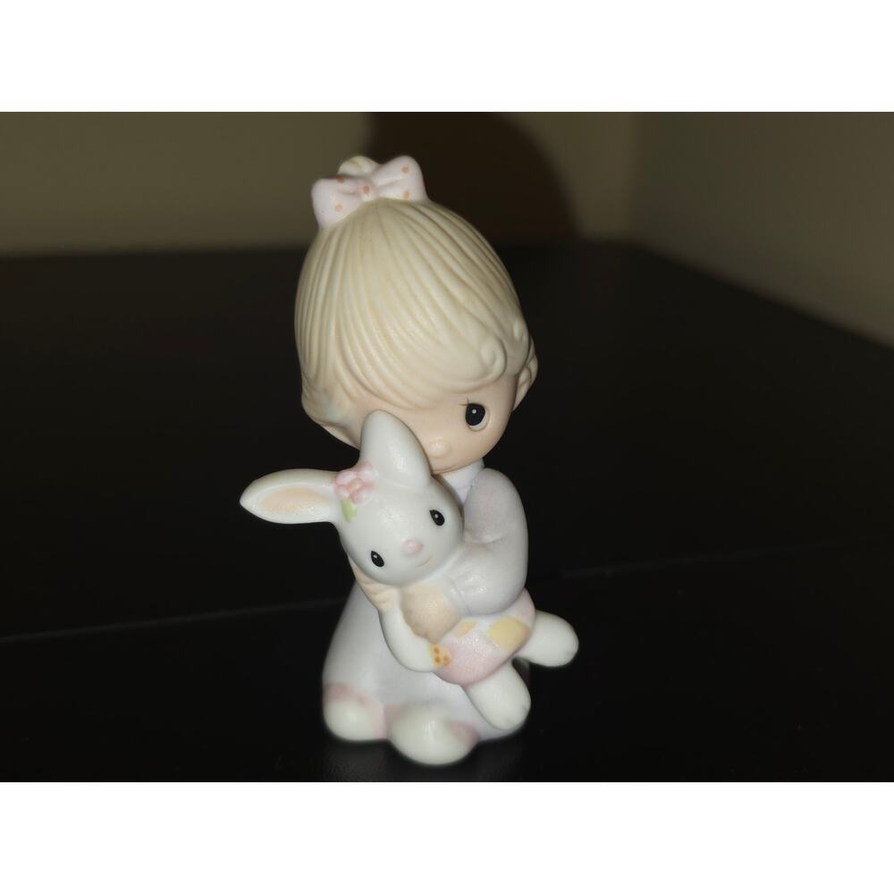 Precious Moments Girl Hugging‎ Bunny Figurine Jonathan & David 1982 E-9279